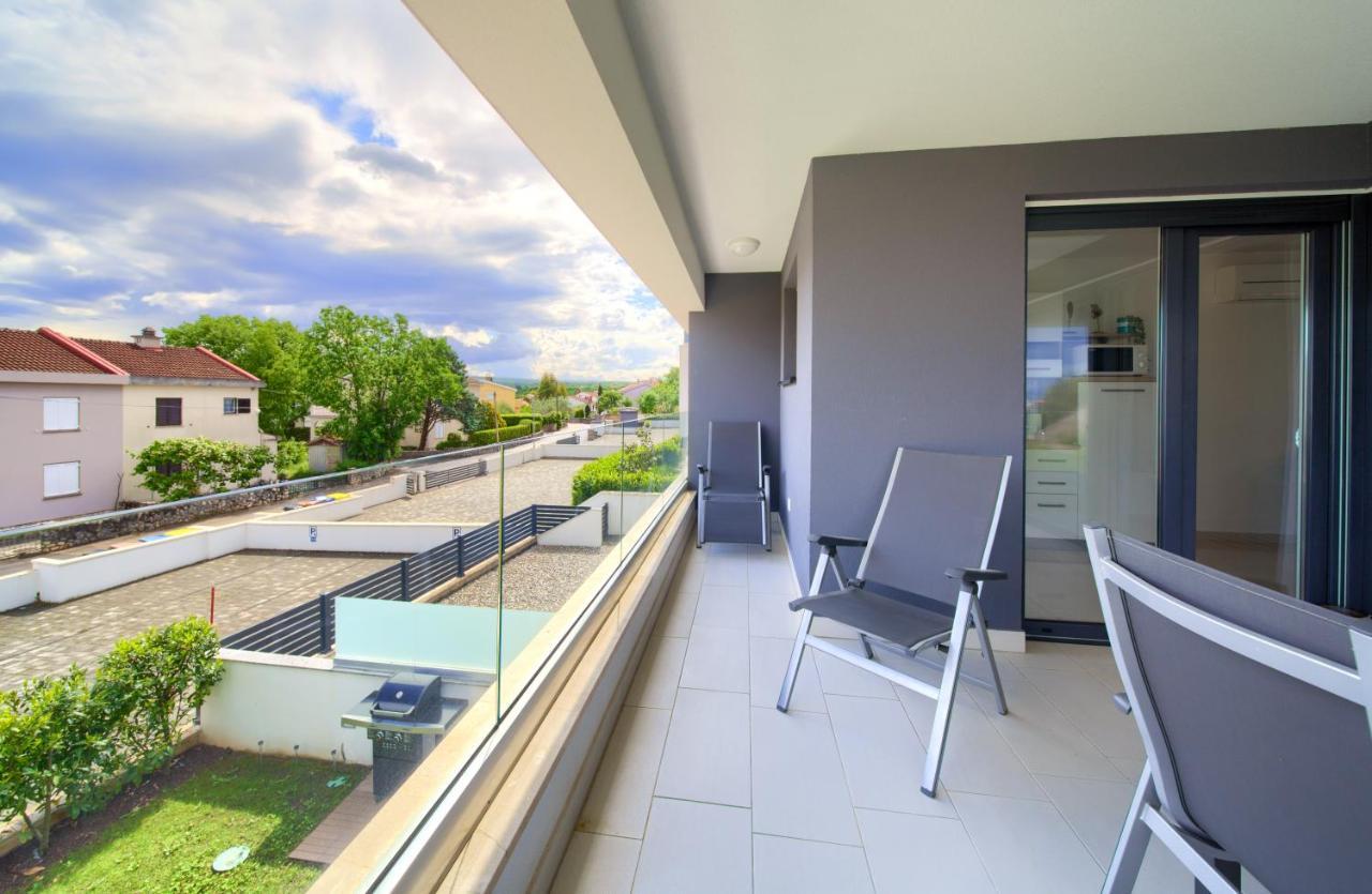 Dodo Apartments Vantacici Exterior photo